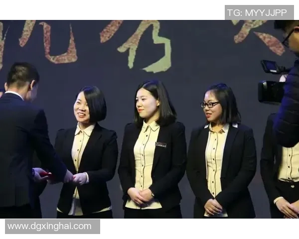 对话刘伟:回顾足球生涯的辉煌与挑战与未来展望 对话刘伟:回顾足球生涯的辉煌与挑战与未来展望